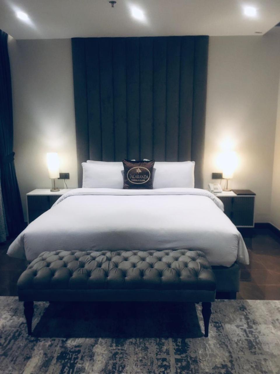 Jacaranda Heights Hotell Islamabad Eksteriør bilde