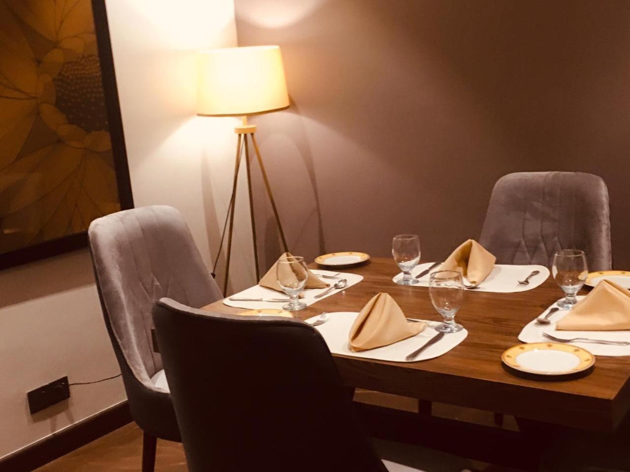 Jacaranda Heights Hotell Islamabad Eksteriør bilde