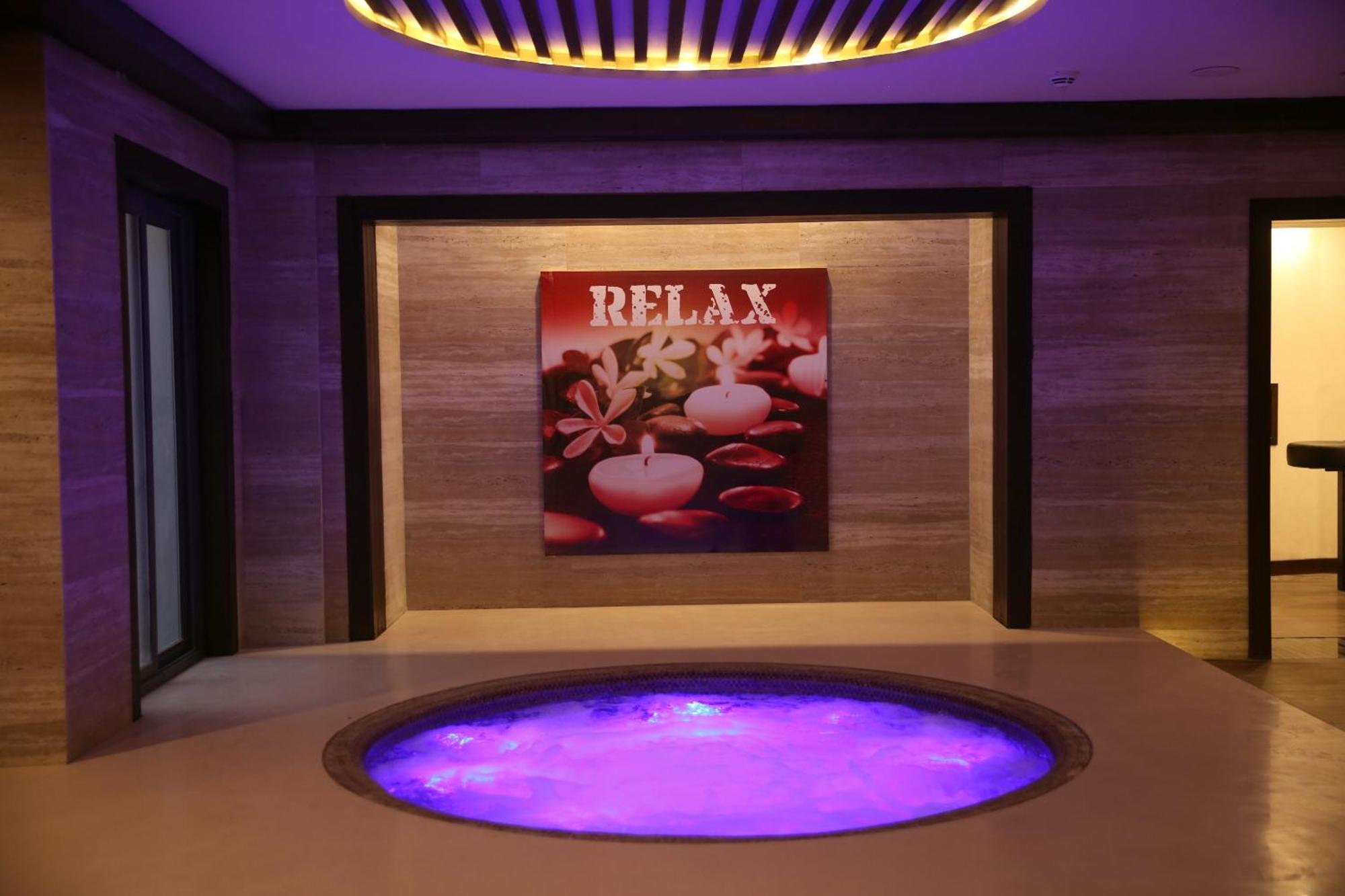 Jacaranda Heights Hotell Islamabad Eksteriør bilde